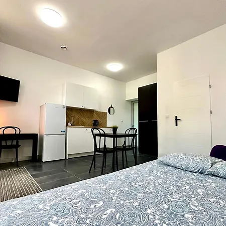 Apartment Kosciuszki Iv & Parking *